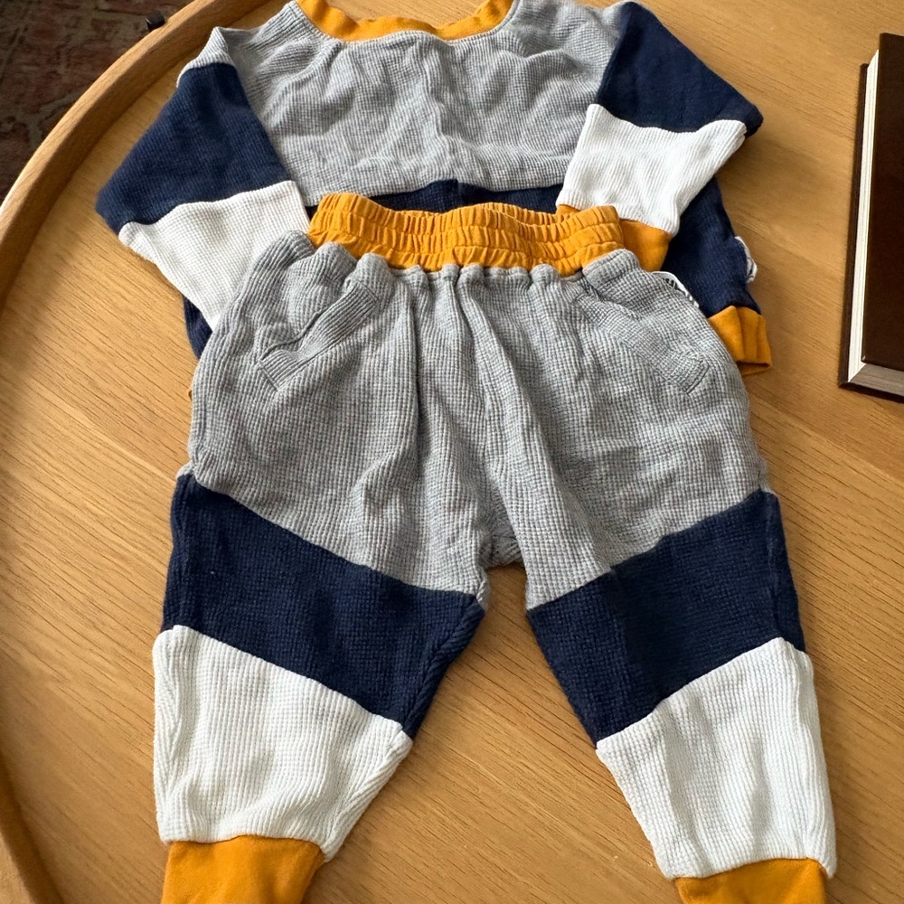 Nudnik Color Block Waffle Jogger Set